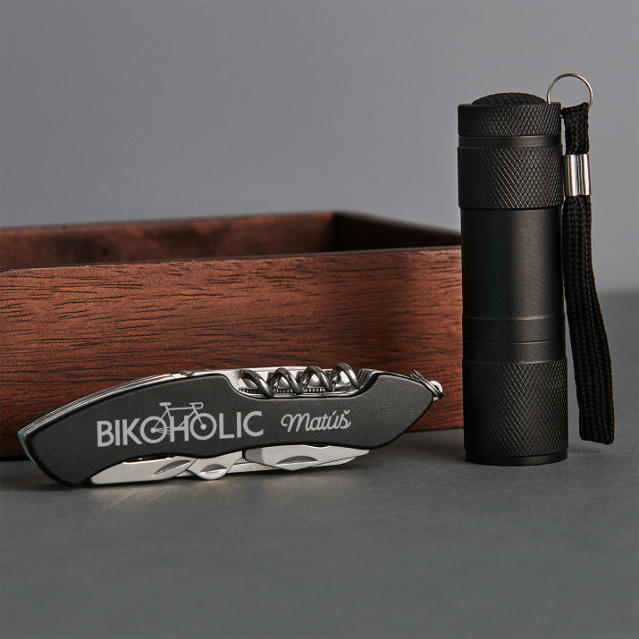 Bikoholic - Sada multifunkčného náradia s baterkou