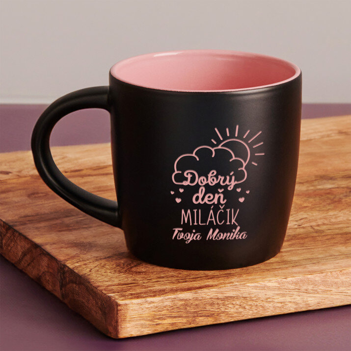 Dobrý deň miláčik - čierny keramický hrnček