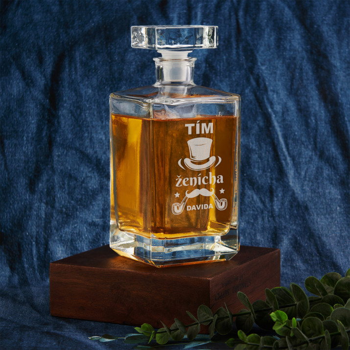 Tím ženícha -Sklenená karafa na whisky s gravírovaním 0.7L