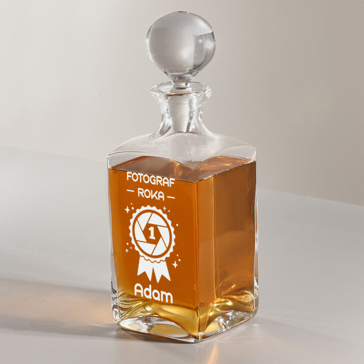 Fotograf roka - Karafa na whisky