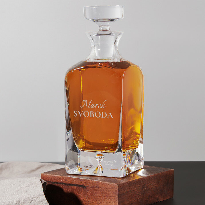 Meno a priezvisko - Karafa na whisky