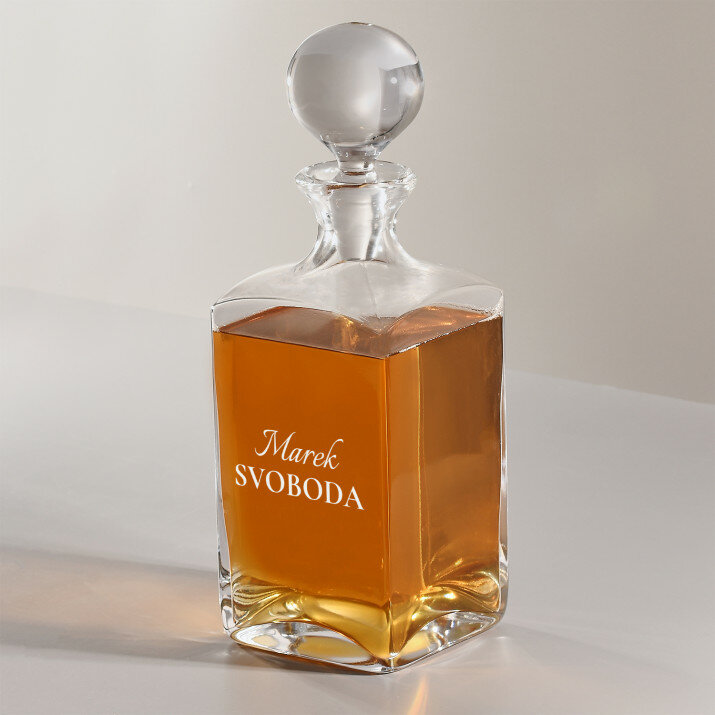 Meno a priezvisko - Karafa na whisky