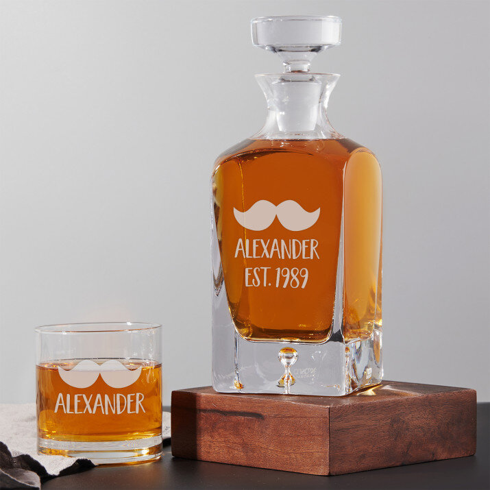 Meno - Sada gravírovanej karafy a pohárov na whisky