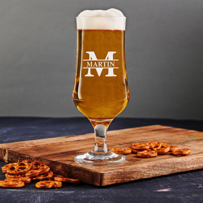 Iniciála s menom - Pohár na pivo na stopke
