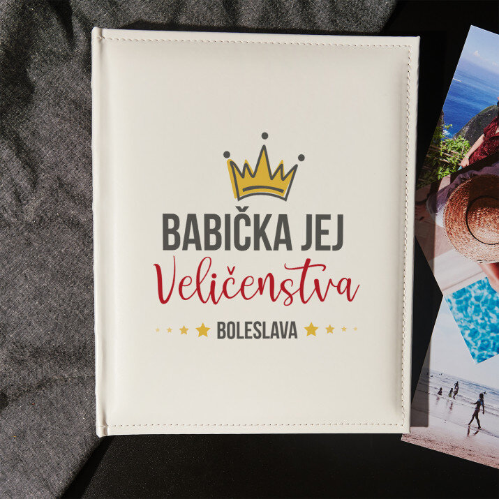 Babička Jej Veličenstva - Fotoalbum