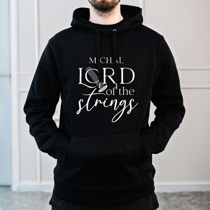Lord of the strings - Čierna pánska mikina s kapucňou
