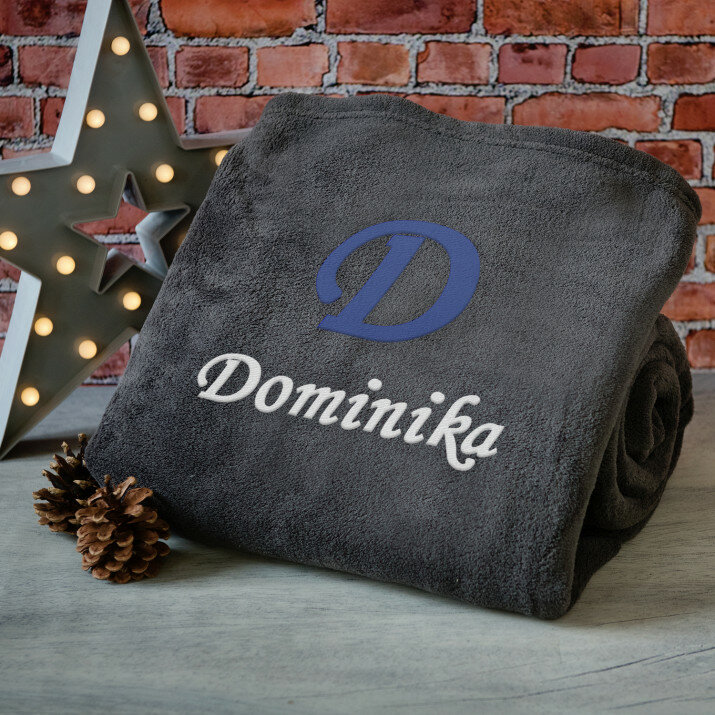 Monogram meno - Deka s výšivkou 