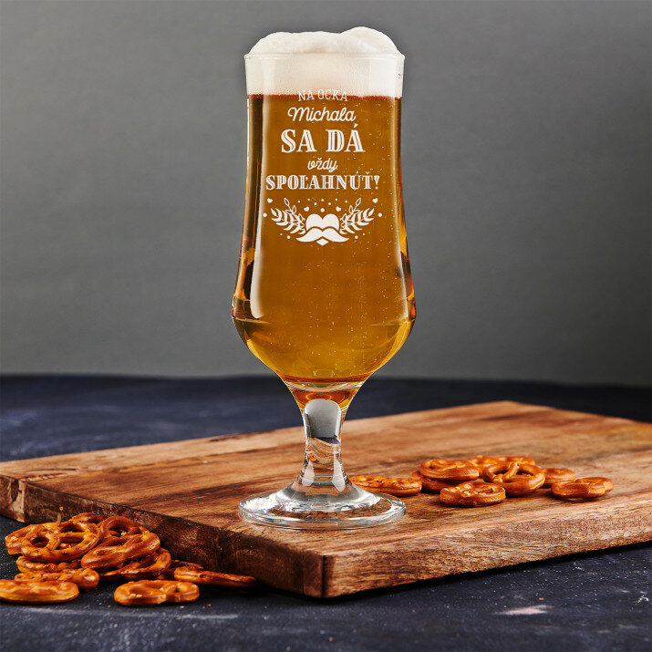 Na ocka sa vždy dá spoľahnúť - Pohár na pivo na stopke