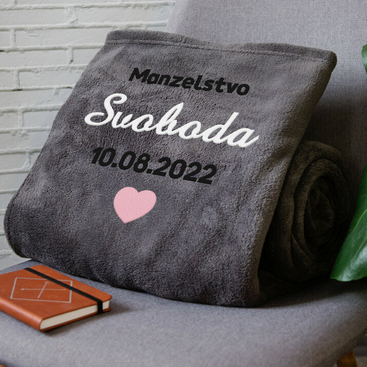 Manželia - Deka s výšivkou 