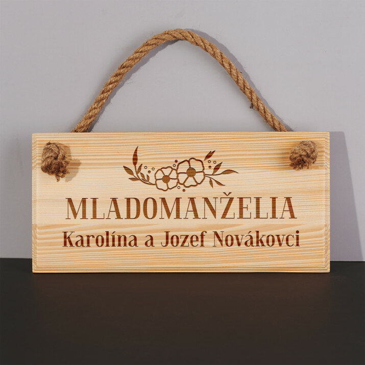 Mladomanželia - Drevená tabuľka