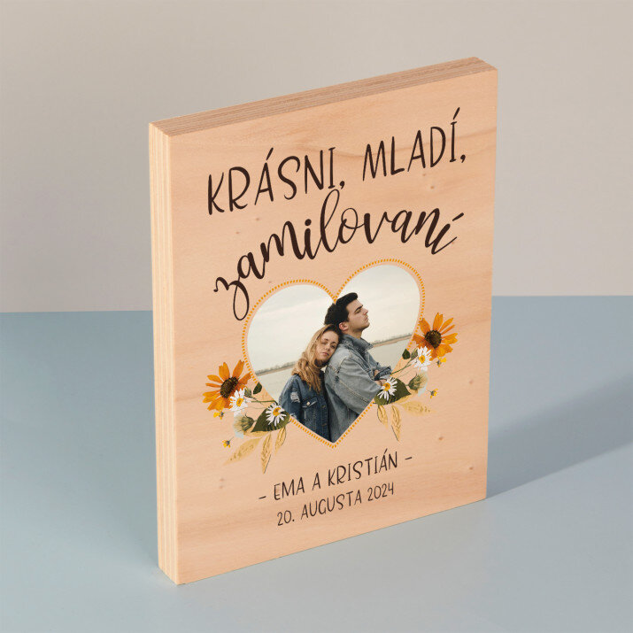 Krásni mladí zamilovaní - Tlač na drevo