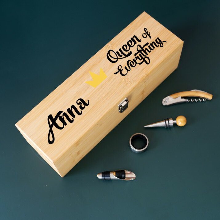 Queen of everything - Box na víno