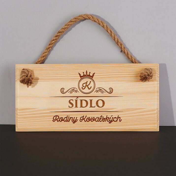 Sídlo 2 - Drevená tabuľka