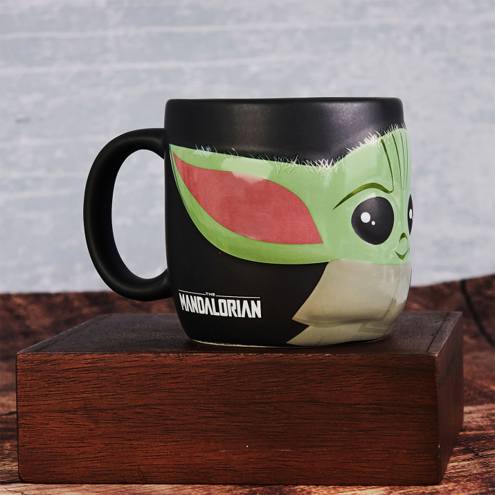 Hrnek Star Wars Mandalorian Baby Yoda