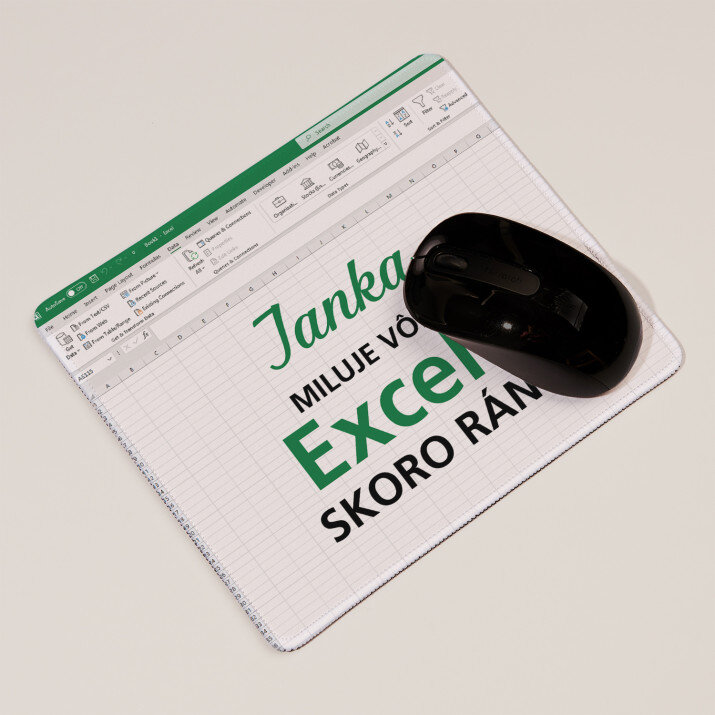 Miluje vôňu excela - Podložka pod myš