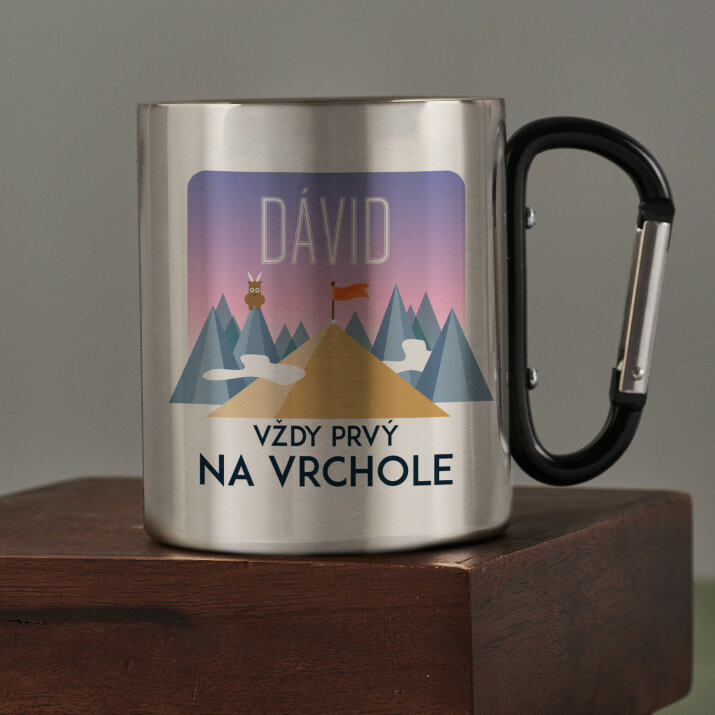 Vždy prvý na vrchole - kovový hrnček s karabínkou