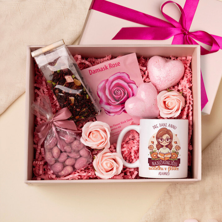 Darčeková sada pre učiteľku v škôlke 2 s hrnčekom a ružovým kúpeľom