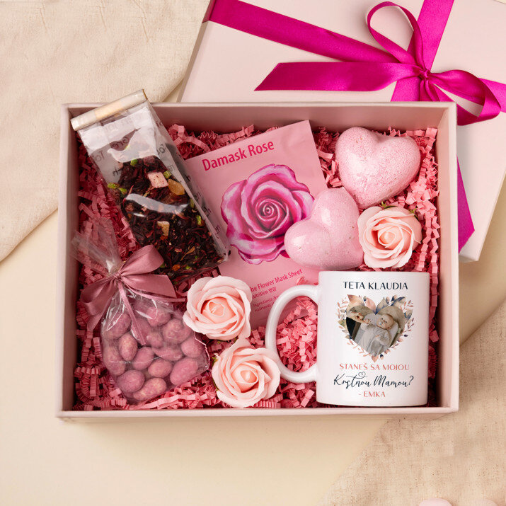 Darčeková sada „rosba o bytie krstnou“ s hrnčekom a ružovým kúpeľom 2