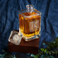 Monogram meno - Sklenená karafa na whisky s gravírovaním 0.7L