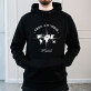 Travel hoodie - Čierna pánska mikina s kapucňou
